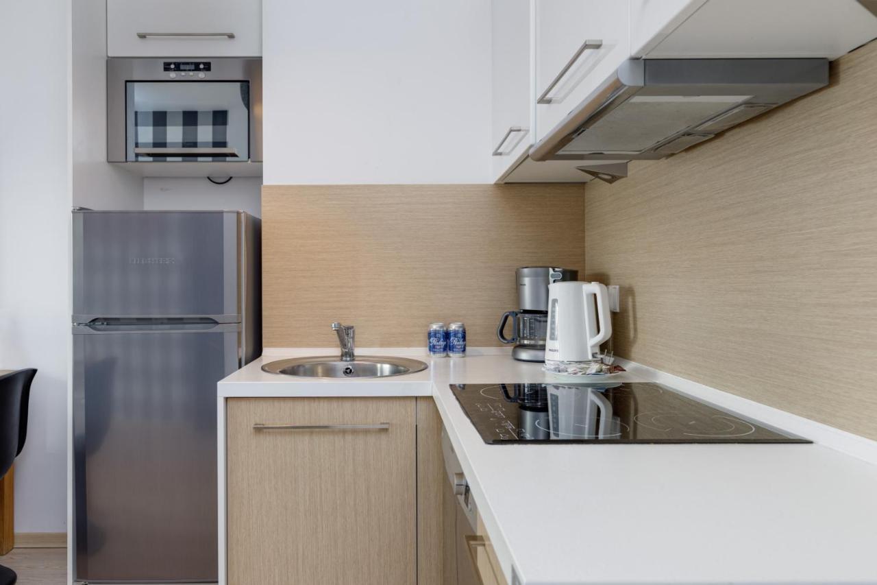 Apartment At The Port - Navigator - Portowa By Renters *